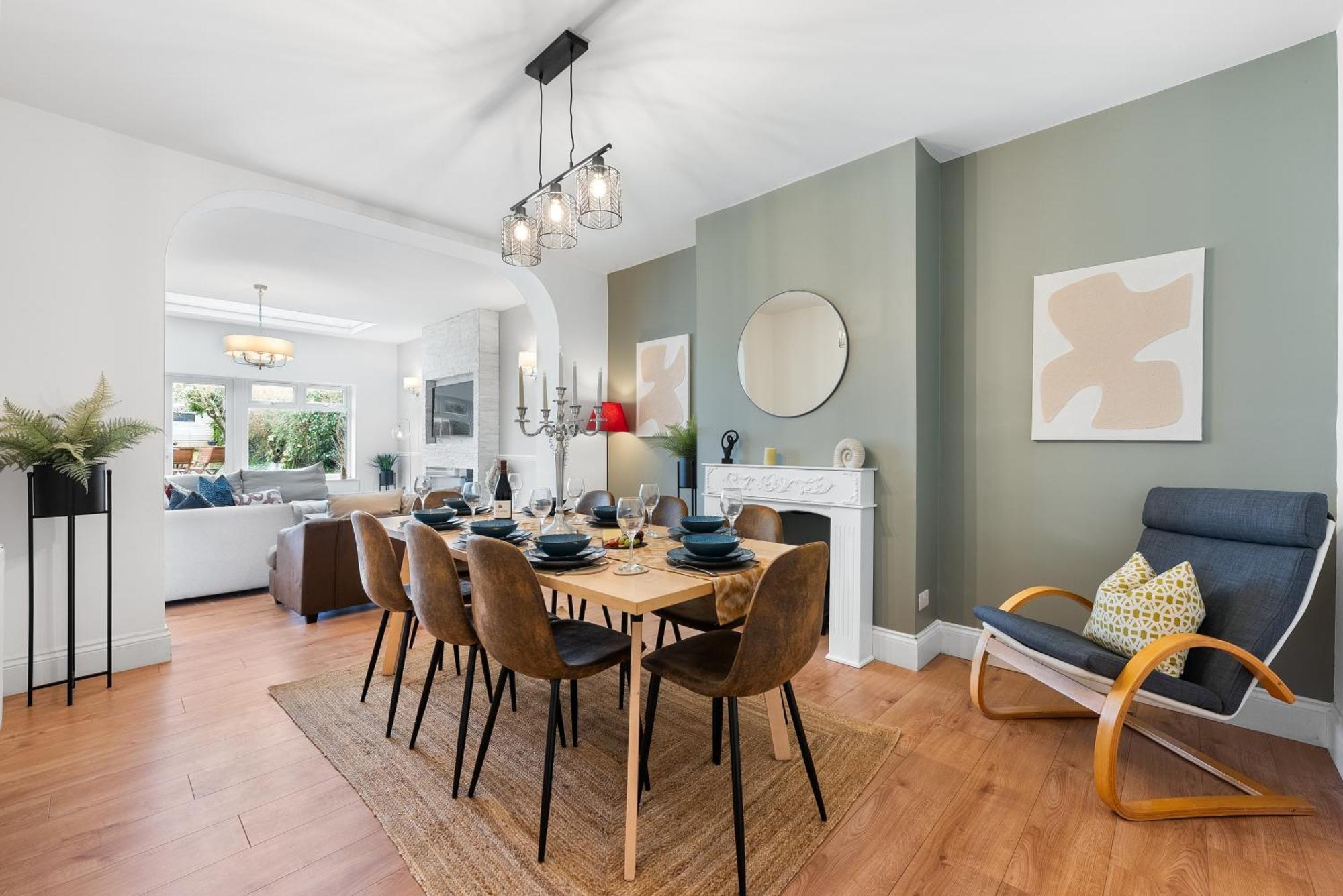 Long Term And Summer Special Offer! 5-Bedroom Spacious, Stunning Design, Sociable Areas & Cosy House Near South Downs Park, Sleeps 11 With Games Room, Private Parking And Garden- By Blue Puffin Stays Waterlooville Eksteriør bilde
