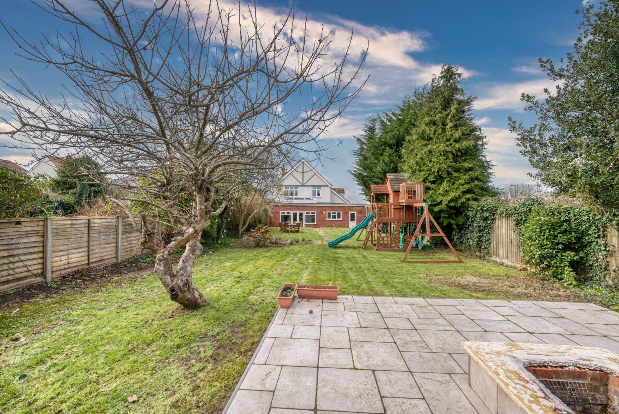 Long Term And Summer Special Offer! 5-Bedroom Spacious, Stunning Design, Sociable Areas & Cosy House Near South Downs Park, Sleeps 11 With Games Room, Private Parking And Garden- By Blue Puffin Stays Waterlooville Eksteriør bilde