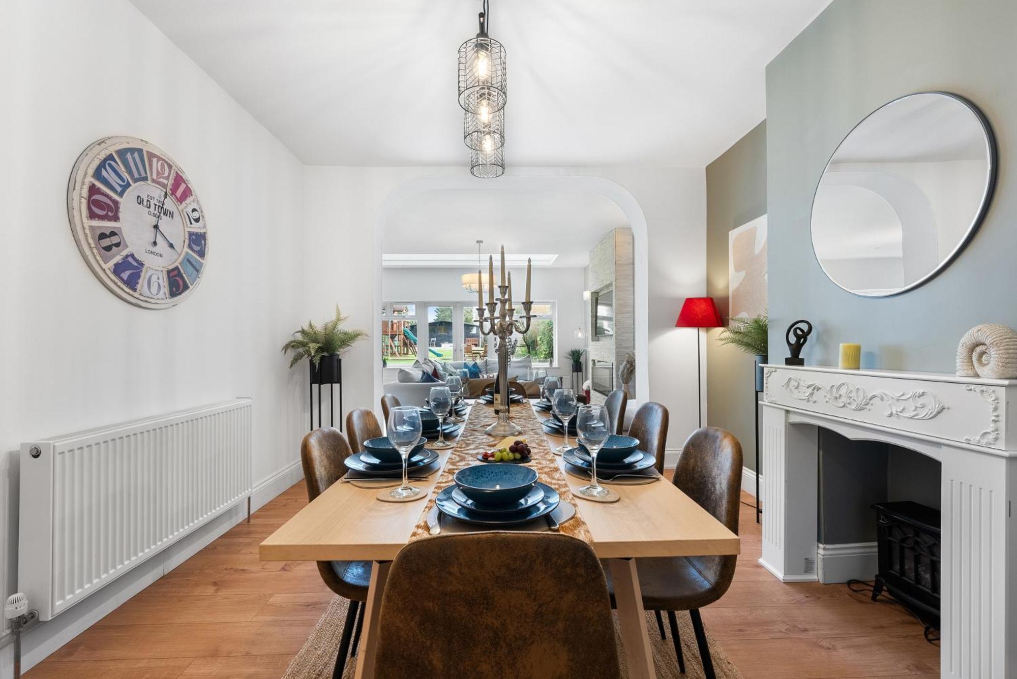 Long Term And Summer Special Offer! 5-Bedroom Spacious, Stunning Design, Sociable Areas & Cosy House Near South Downs Park, Sleeps 11 With Games Room, Private Parking And Garden- By Blue Puffin Stays Waterlooville Eksteriør bilde